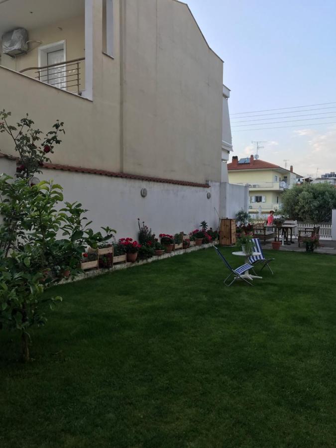 Giorgos Apartments Square Vrasná Esterno foto